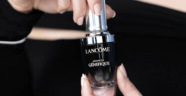 2023 推薦 5 種小黑瓶用法，全方位保養修復，美出新高度